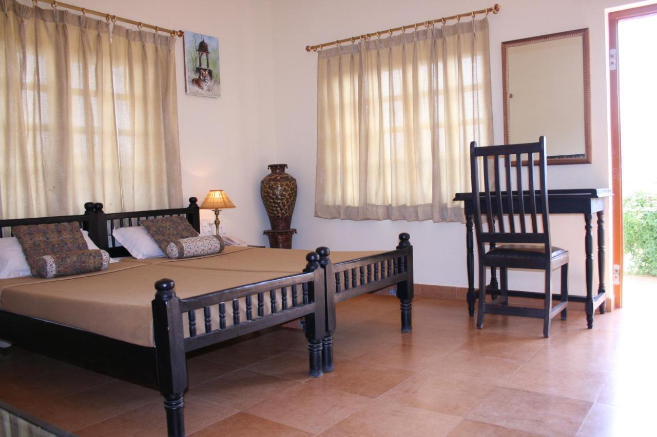 סוואי מדופור Tiger Safari Resort מראה חיצוני תמונה