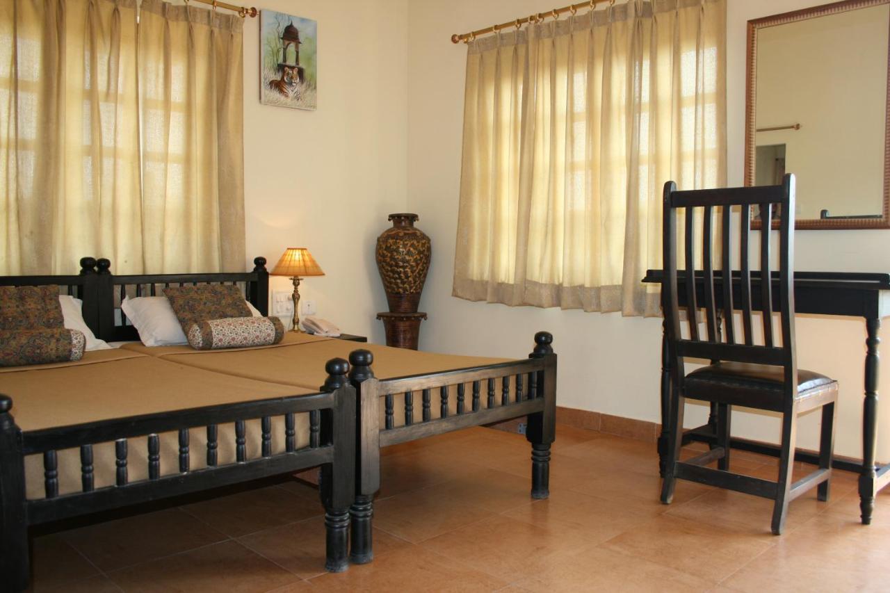 סוואי מדופור Tiger Safari Resort מראה חיצוני תמונה